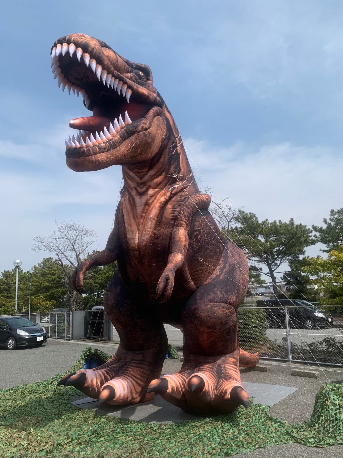 【9月23日 山梨県富士吉田市】ティラノワールド