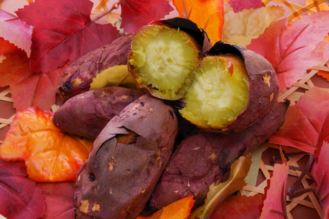 【11月15日　三鷹市】ホクホク焼き芋サービス