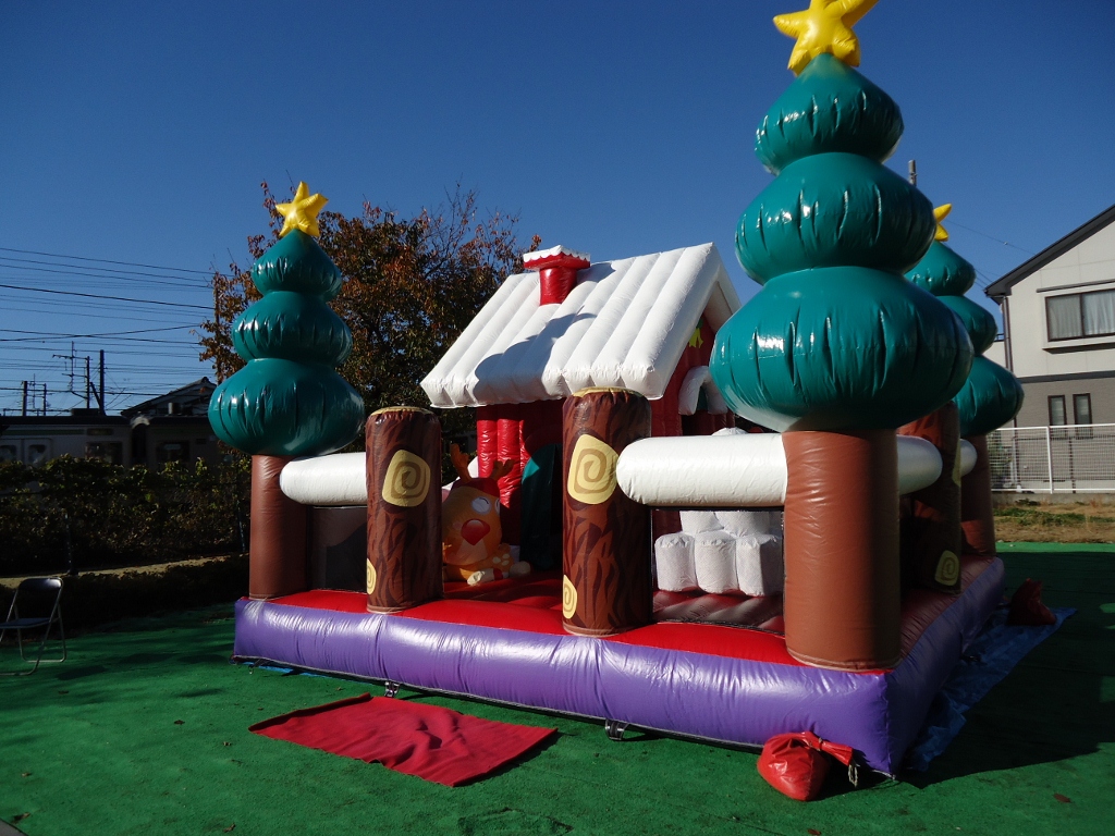 【12月6日　三鷹市】ふわふわサンタハウス