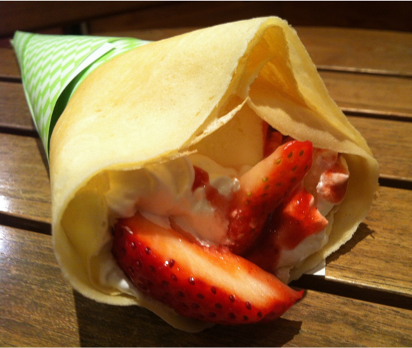 【4月26日　茨城県神栖市】苺クレープサービス